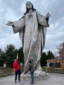 Mark and Denise Wetzel, Our Lady Queen of Peace statue, New Castle, Delaware